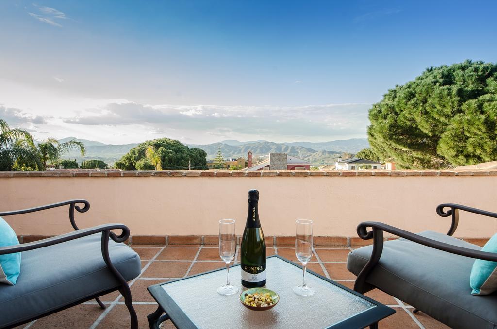 Villa Conmigo Bed & Breakfast Alhaurín de la Torre Εξωτερικό φωτογραφία